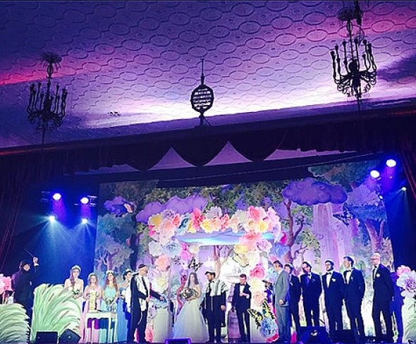 еврейская свадьба Ивана Панферова и Марии Бройтман под традиционной хупой