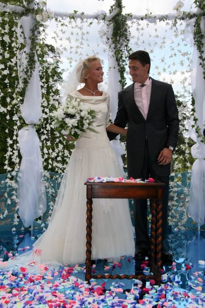 Наталья Ионова и Александр Чистяков отмечают 10 лет супружеской жизни