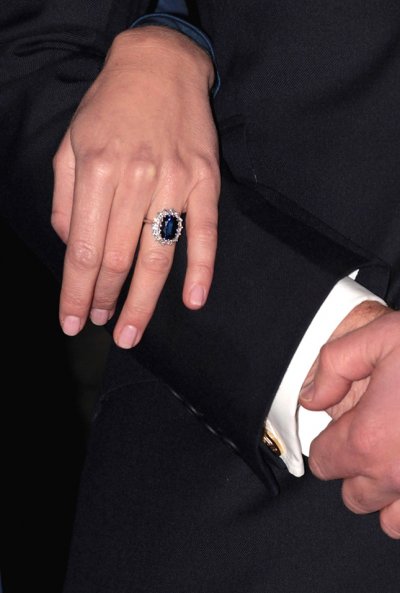 А вот помолвочное кольцо Кейт Миддлтон более ценно как семейная реликвия А вот помолвочное кольцо Кейт Миддлтон более ценно как семейная реликвия