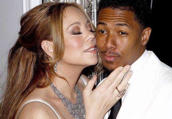 Популярная певица Мэрайя Кери и шоумэн Ник Кэннон недавно отметили очередную годовщину свадьбы. 