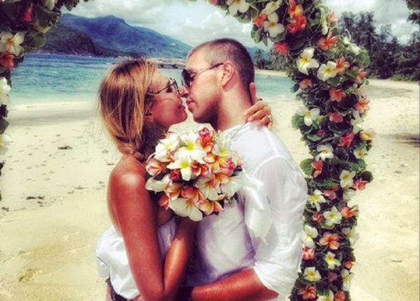 Победители конкурса «Миллион на свадьбу» Игорь Трегубенко и Элла Суханова