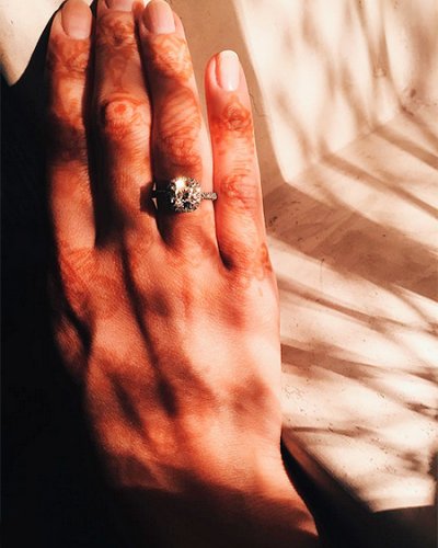 Нори сделал предложение любимой во время романтической поездки в Марокко Нори сделал предложение любимой во время романтической поездки в Марокко