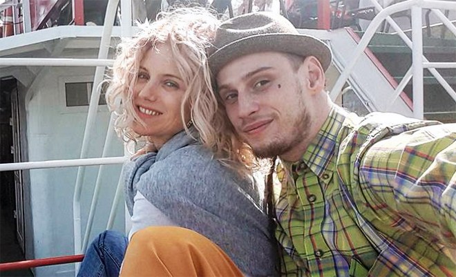 Ирина Тонева со своим мужем Алексеем Брижа Ирина Тонева со своим мужем Алексеем Брижа