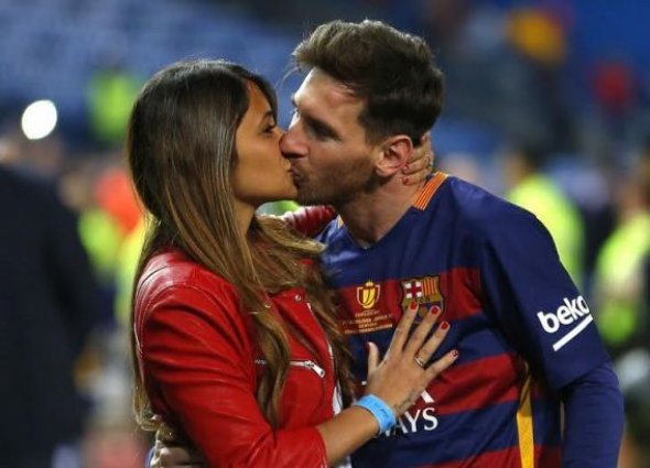 Лионель Месси и Антонелле Рокуццо поженятся