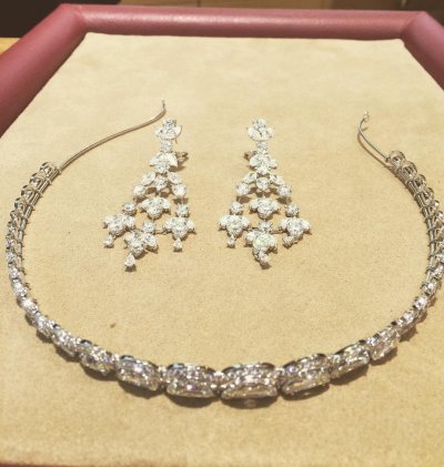 диадема и cерьги, изготовленные Ювелирным Домом Chopard специально для церемонии бракосочетания Анны Нетребко