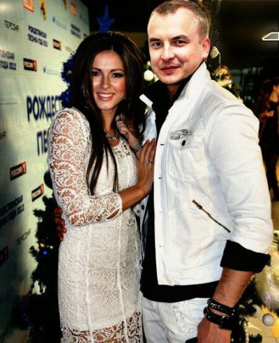 Нюша со своим женихом Игорем Сивовым