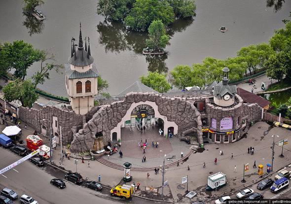 Официальную выездную регистрацию брака разрешат проводить в Московском зоопарке