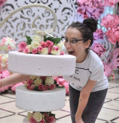 Порадует гостей и свадебный торт Грачевской Порадует гостей и свадебный торт Грачевской