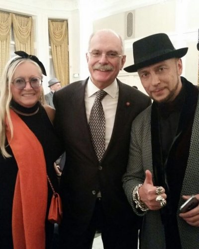 Никита Михалков со своей супругой