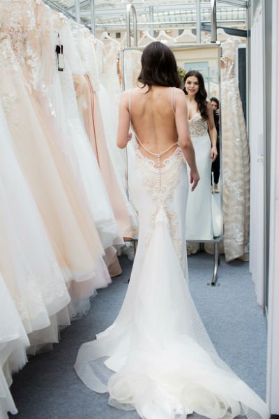 Абрамова пойдет под венец в свадебном платье силуэта Рыбка Абрамова пойдет под венец в свадебном платье силуэта Рыбка