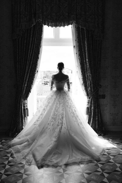 роскошное свадебное платье Ксении Бородиной от Зухаир Мурада