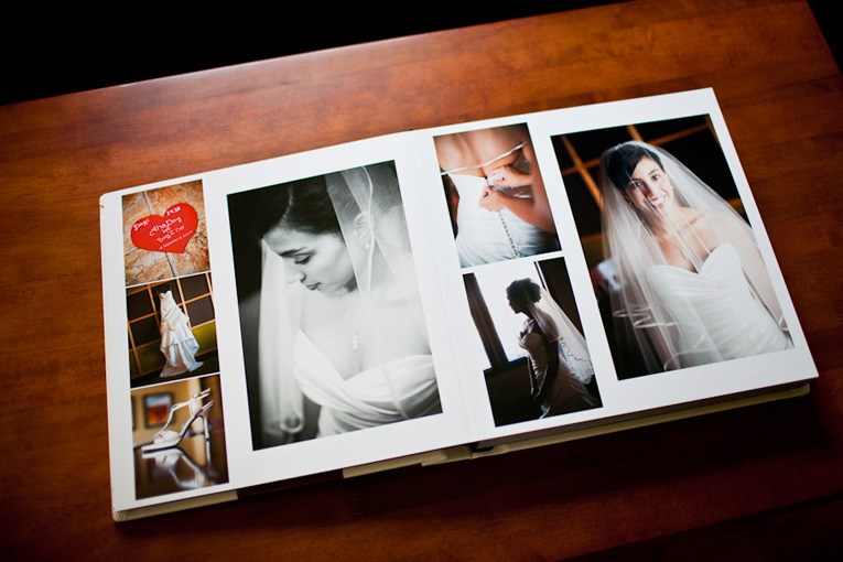 свадебный фотоальбом расскажет историю этого дня