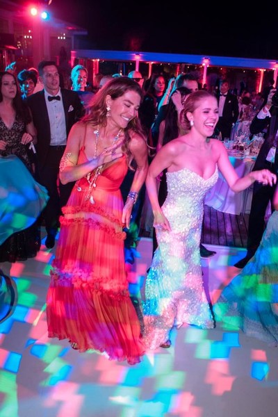 На каждый день свадьбы у Виктории Сваровски было припасено новое платье На каждый день свадьбы у Виктории Сваровски было припасено новое платье