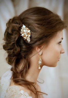 Брошь и серьги A12596