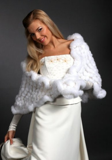 Меховая накидка О23444 - свадебный салон Очарование