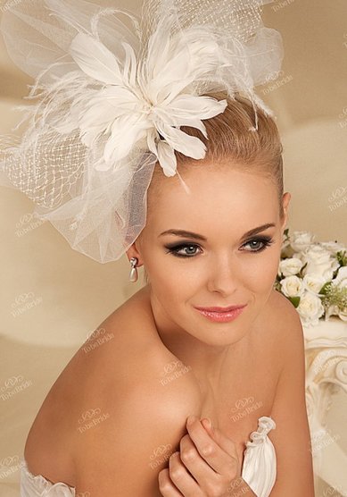 Вуаль с цветком f439-T41975 - Салоны свадебной и вечерней моды To be Bride