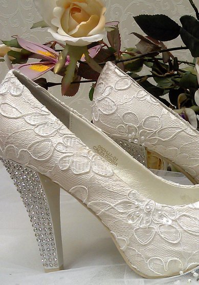 ОБУВЬ 005-М63592 - ГИПЕРМАРКЕТ СВАДЕБНЫХ И ВЕЧЕРНИХ ПЛАТЬЕВ МИЛЕНА