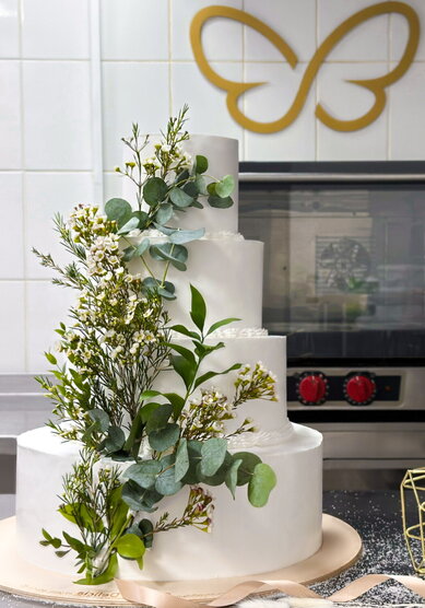 Торт на свадьбу Луговые цветы (I132971) - Компания Iris Delicia