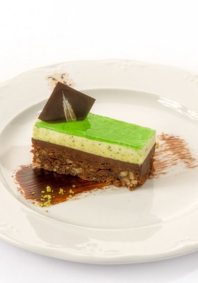 Свадебный торт Сергей Есенин (Н45864) - Кондитерская при гостинице Националь