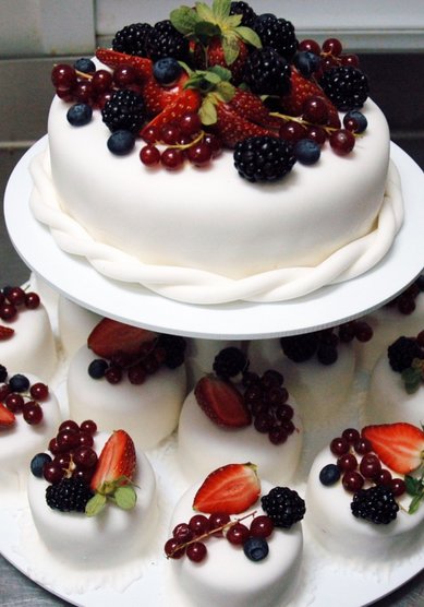 Торт на свадьбу P69065 - Компания Palati sweet-shop