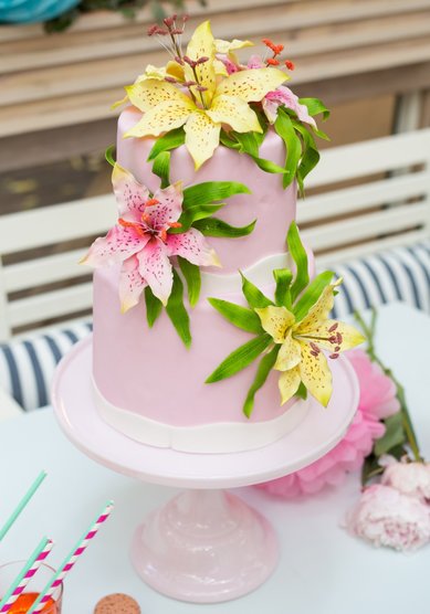 Свадебный торт U74584 - кафе-кондитерская Upside Down Cake