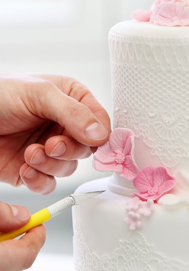 Свадебный торт Кропотливая работа наших кондитеров (Н90328) - Кондитерская при гостинице Националь...