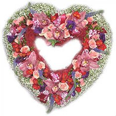 Сердце из живых роз