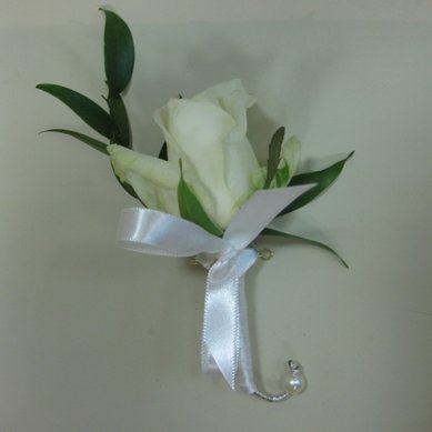 Бутоньерка М1349 - Салон цветов Мастерская современной флористики