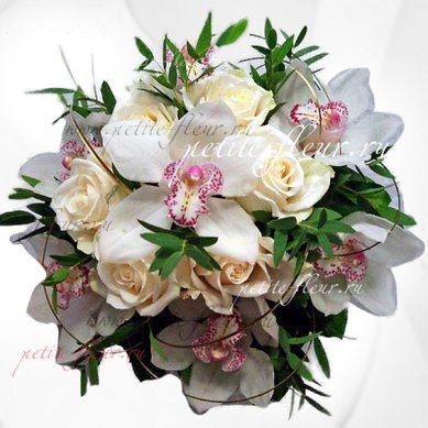 Букет P181 - Флористическая мастерская Petite Fleur