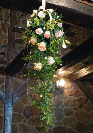 Цветочная композиция P186 - Флористическая мастерская Petite Fleur