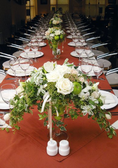 Цветочная композиция P189 - Флористическая мастерская Petite Fleur