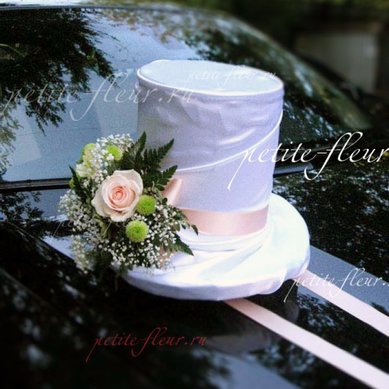 Цветочная композиция P3915 - Флористическая мастерская Petite Fleur