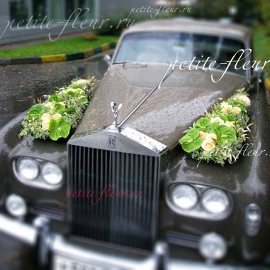 Цветочная композиция P3918 - Флористическая мастерская Petite Fleur