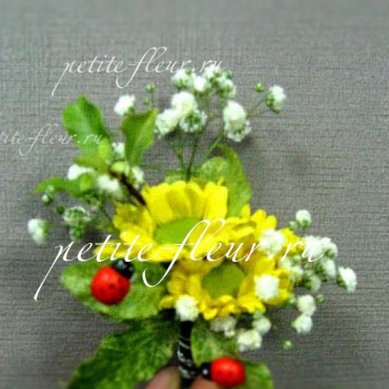 Бутоньерка P3923 - Флористическая мастерская Petite Fleur