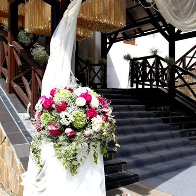 Цветочная композиция М6561 - Флористическая мастерская Мосцветторг