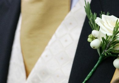 Аксессуар из цветов Ц660 - Салон цветов Цветочная кухня