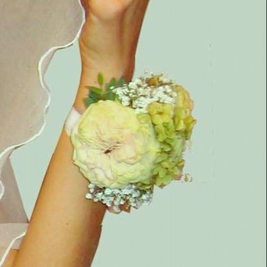 Аксессуар из цветов Т6962 - Салон цветов Тюльпан