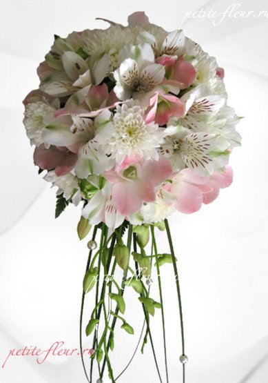 Букет P7381 - Флористическая мастерская Petite Fleur