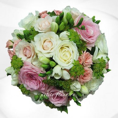 Букет P7390 - Флористическая мастерская Petite Fleur