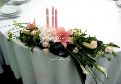 Цветочная композиция P7507 - Флористическая мастерская Petite Fleur