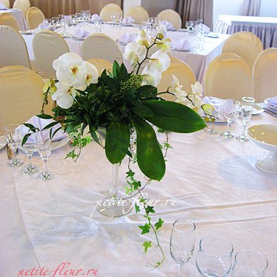 Цветочная композиция P7521 - Флористическая мастерская Petite Fleur