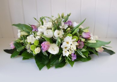 Цветочная композиция С8840 - Профессиональная флористика по доступным ценам Страна цветов...