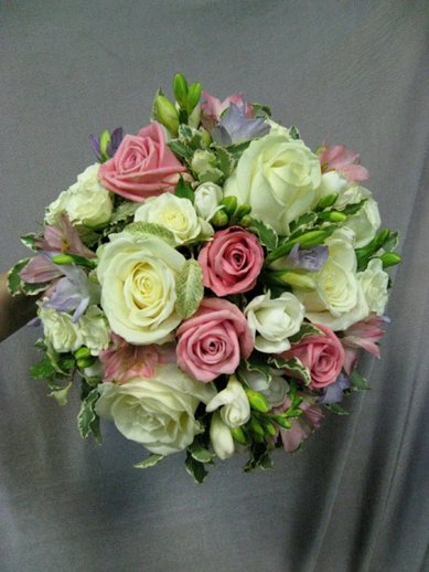 Букет P987 - Флористическая мастерская Petite Fleur