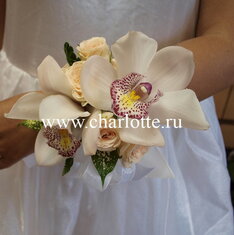Аксессуар из цветов C2322