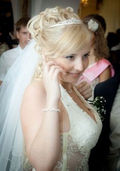 Cвадебная прическа С12072 с собранными волосами