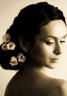 «Низкий пучок с живыми цветами»