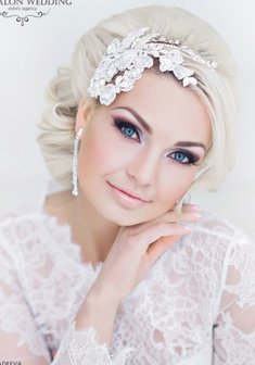 «Свадебная прическа с украшением»