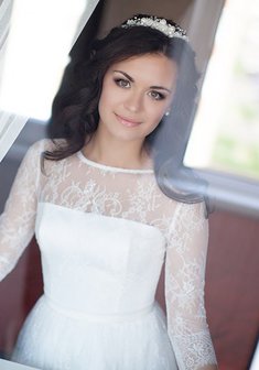 «Макияж с акцентом на глаза»