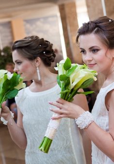 Cвадебная прическа С18689 с собранными волосами