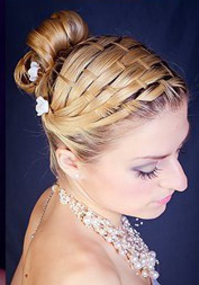 Прическа на свадьбу Выездной салон HomeGlamour (В16072) - Выездной салон Home Glamour